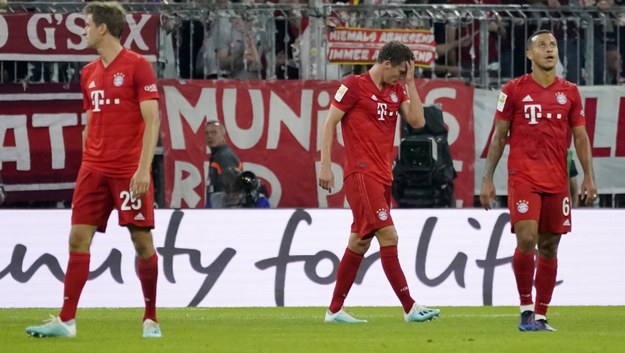 Piłkarze Bayernu Monachium podczas meczu z Herthą Berlin /RONALD WITTEK /PAP/EPA