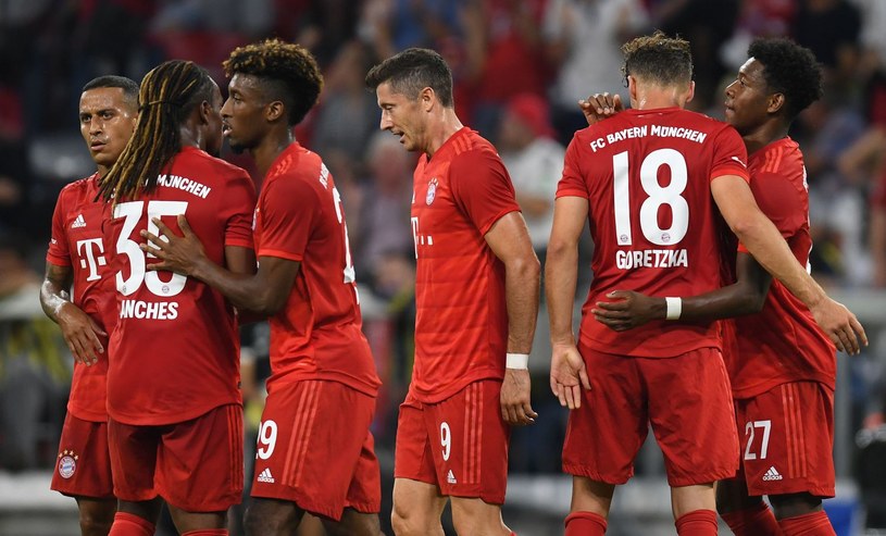 Piłkarze Bayernu Monachium rozpoczną sezon Bundesligi w roli faworyta /AFP