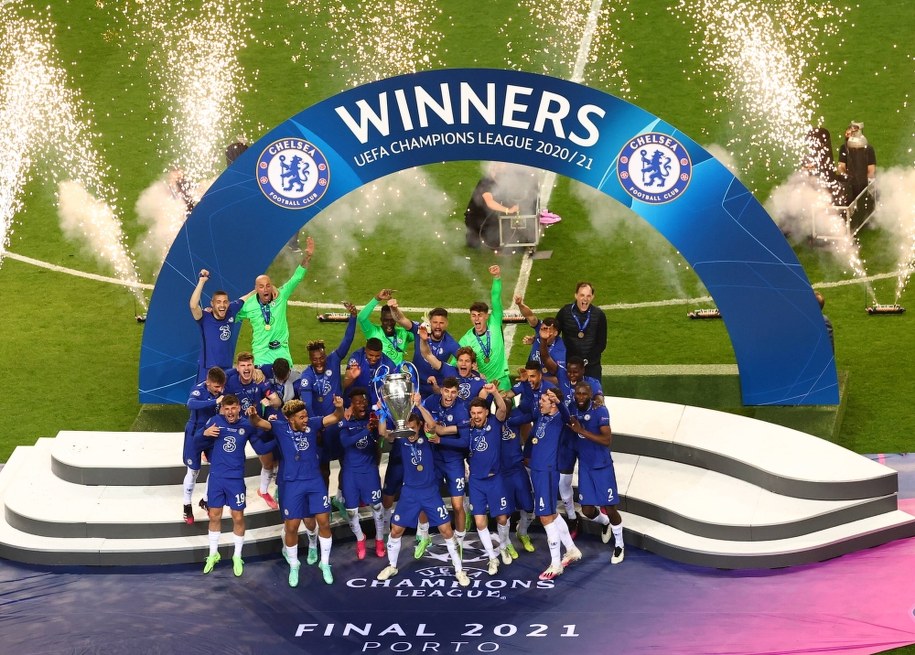Piłkarze Chelsea po wygraniu zeszłego sezonu Ligi Mistrzów /Michael Steele /PAP/EPA