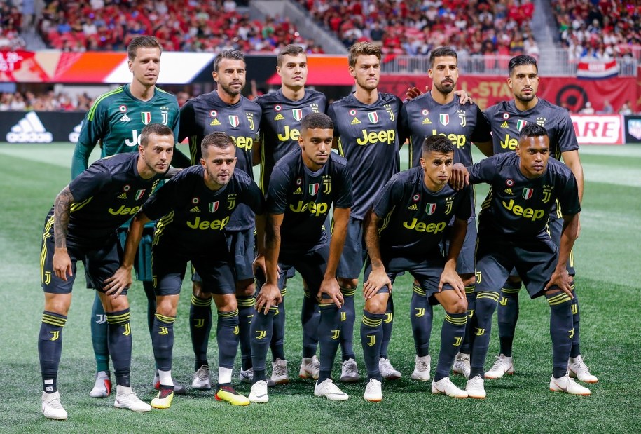 Piłkarze Juventusu Turyn /ERIK S. LESSER /PAP/EPA