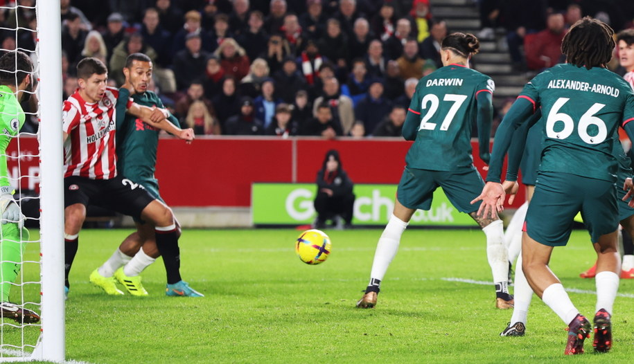 Piłkarze Liverpoolu i Brentfordu /KIERAN GALVIN /PAP/EPA