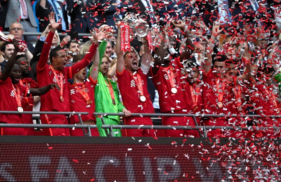 Piłkarze Liverpoolu po raz ósmy sięgnęli po Puchar Anglii /NEIL HALL /PAP/EPA