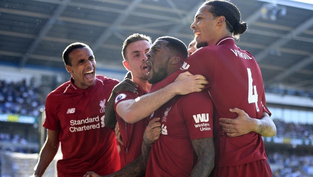 Piłkarze Liverpoolu podczas meczu z Cardiff City /WILL OLIVER  /PAP/EPA