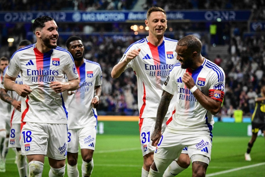 Piłkarze Olympique Lyon /OLIVIER CHASSIGNOLE/AFP /East News