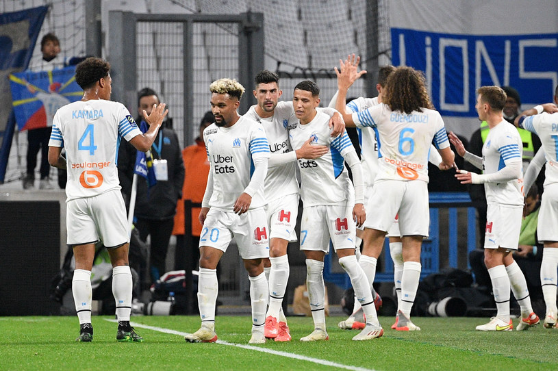 Piłkarze Olympique Marsylia cieszą się po strzeleniu gola przez Gersona. Spotkanie z Brestem jednak przegrali /Newspix