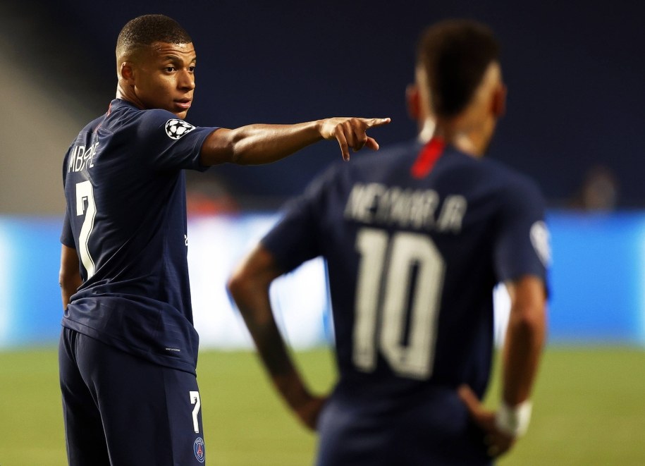 Piłkarze PSG podczas finału Ligi Mistrzów /Matt Childs / POOL /PAP/EPA