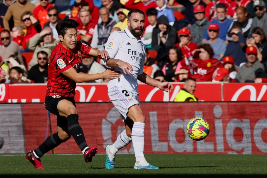 Piłkarze Realu Madryt niespodziewanie przegrali na wyjeździe z Mallorcą /CATI CLADERA  /PAP/EPA