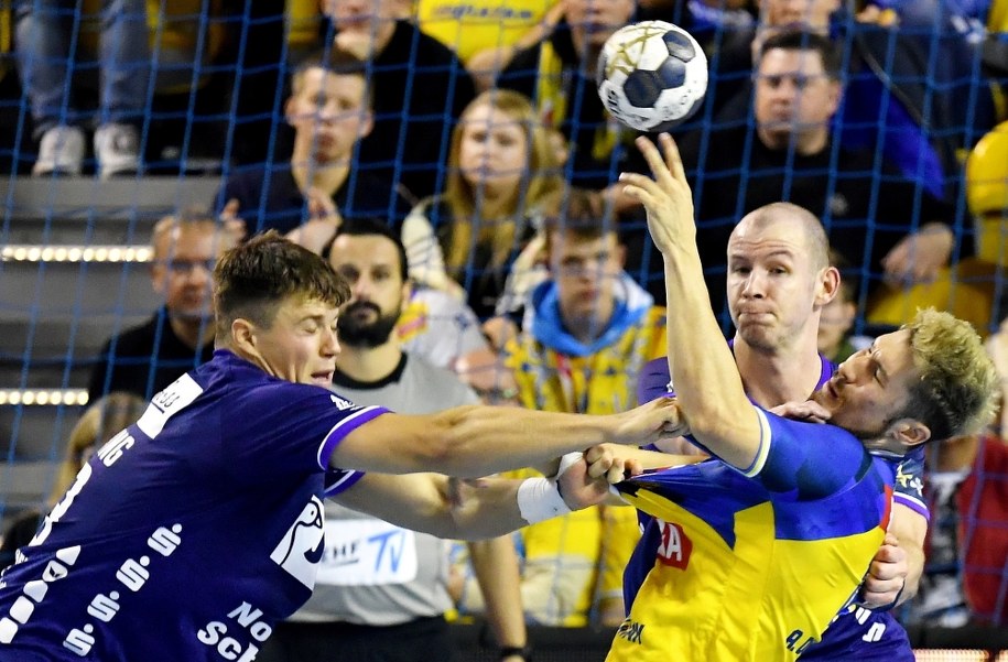 Piłkarze ręczni Łomży Vive Kielce pokonali SG Flensburg-Handewitt 37:29 /Piotr Polak /PAP