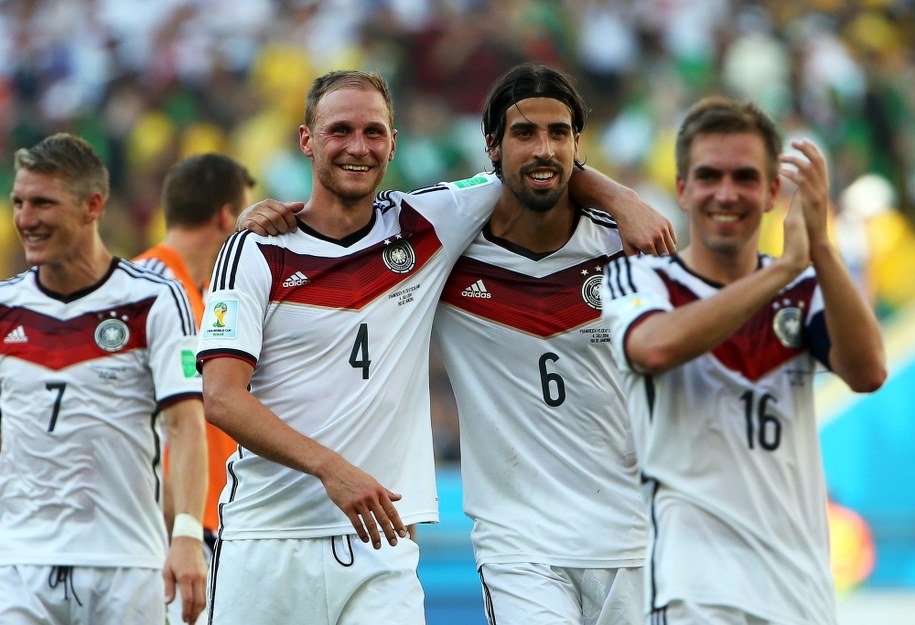 Piłkarze reprezentacji Niemiec /Oliver Weiken /PAP/EPA