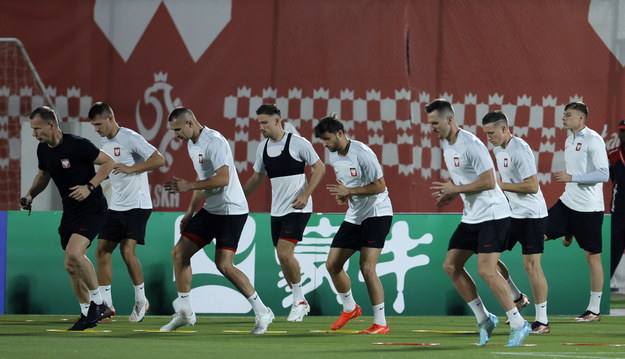 Piłkarze reprezentacji Polski podczas treningu przed meczem z Arabią Saudyjską /RONALD WITTEK /PAP/EPA