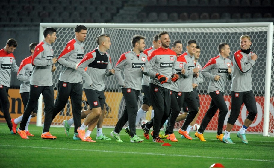 Piłkarze reprezentacji Polski podczas treningu w Tbilisi /Bartłomiej Zborowski /PAP
