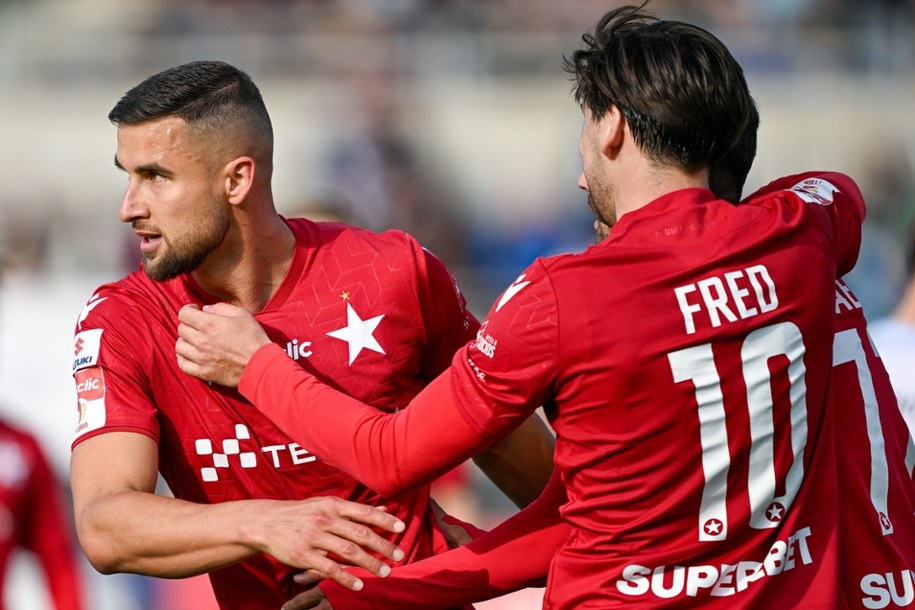Piłkarze Wisły wygrali w ostatnim meczu 1 Ligi ze Stalą Rzeszów 3:0. /Darek Delmanowicz /PAP