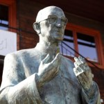 Pilne pismo ws. zwrotu odznaczenia. W tle tajemnicza śmierć słynnego księdza