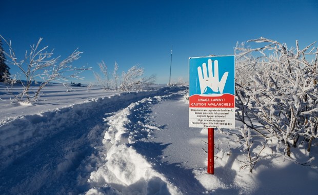 Pilny alert RCB. Nie wychodź w góry, lawiny mogą zejść w każdej chwili