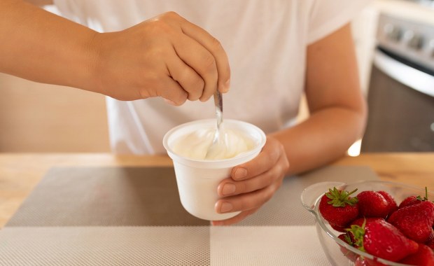 Pilny komunikat. Szkło w jogurcie