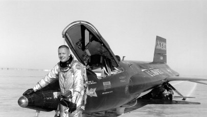 Pilot, lider, legendarny astronauta - Neil Armstrong nie żyje