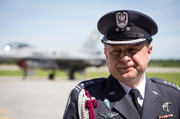 Pilot Rafał Zadencki /Marek Zakrzewski /PAP