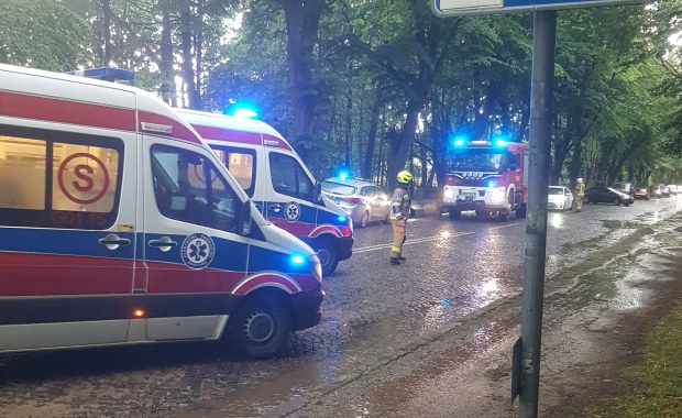 Piorun uderzył w ludzi w Rozewiu. Są poszkodowani