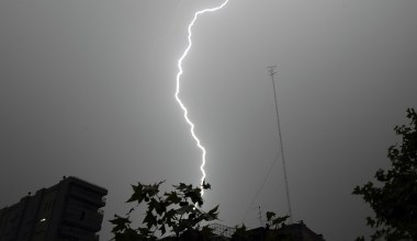 Pioruny przeszyły niebo