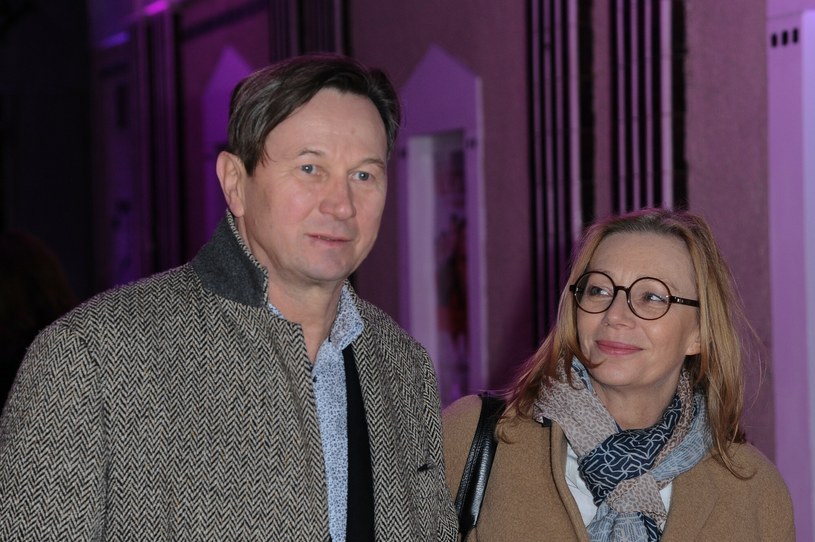 Piotr Cyrwus i Maja Barełkowska /Artur Zawadzki/REPORTER; Artur Zawadzki/REPORTER /Reporter