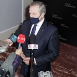 Piotr Gliński odpowiada na zarzuty. Chodzi o film "Śmierć Zygielbojma"