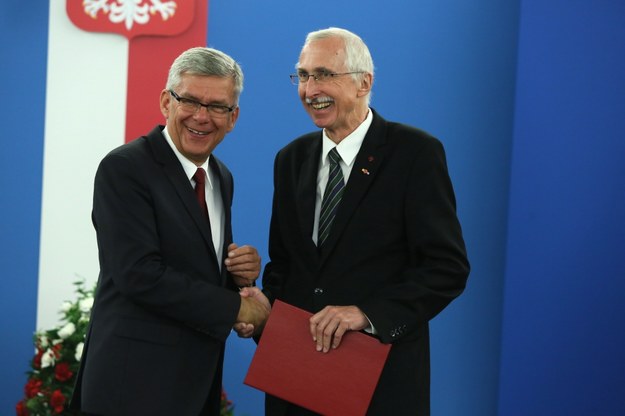 Piotr Małoszewski (P) i Marszałek Senatu Stanisław Karczewski (L) /Tomasz Gzell /PAP