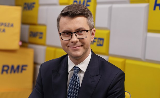 Piotr Müller: Będzie większość do przegłosowania ustawy wiatrakowej