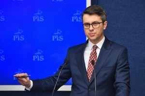 Piotr Müller: Ceny biletów w PKP na pewno nie pozostaną na obecnym poziomie