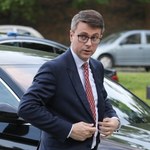 Piotr Müller: Morawiecki jechał w kolumnie, która brała udział w wypadku