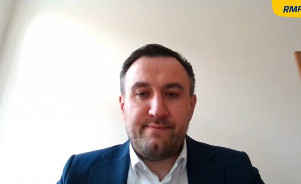 Piotr Müller stał za odwołaniem szefa pomorskiego sanepidu. Tomasz Augustyniak przerywa milczenie