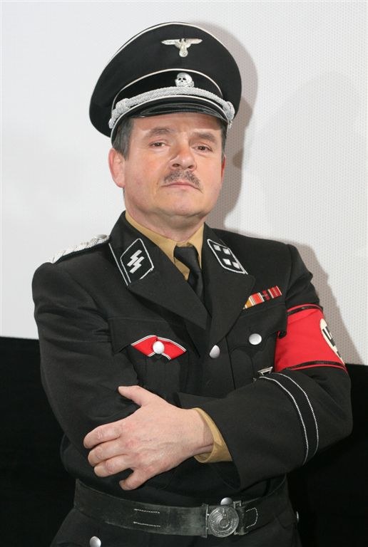 Piotr Pręgowski w serialu "Halo Hans" /Agencja W. Impact