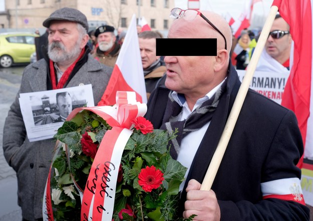 Piotr R. podczas marszu narodowców /Marcin Obara /PAP