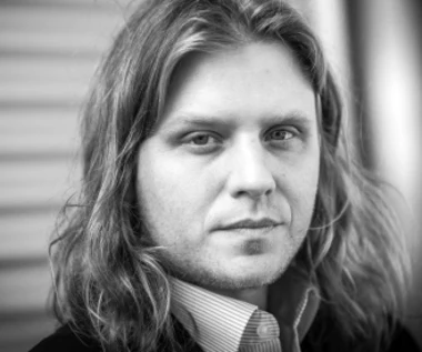 Piotr Woźniak-Starak nie zostanie pochowany w rodzinnej posiadłości w Fuledzie?