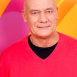 Piotr Zelt nie lubi "szybkiej mody". "Nie latam i nie zawalam szafy"