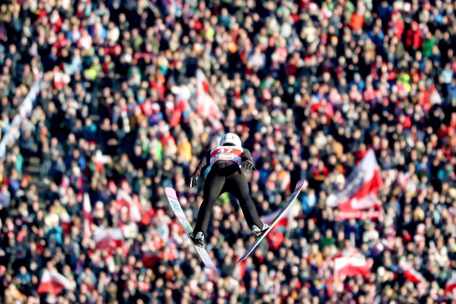 Piotr Żyła zakończył rywalizację na 3. miejscu /Friedemann Vogel /PAP/EPA