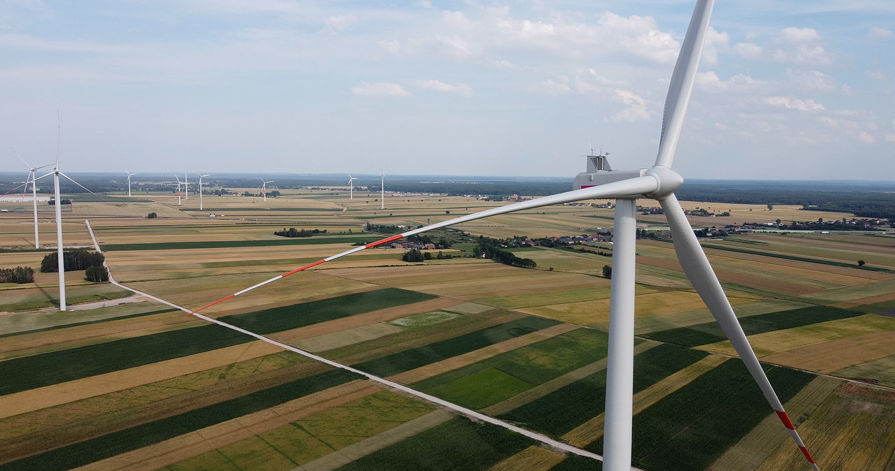 Piotrków - farma wiatrowa Taurona