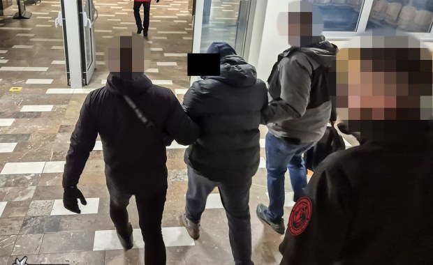 "Piotruś" wpadł w Czechach. Ofiary oszustw straciły miliony złotych