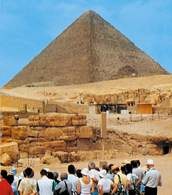 Piramida Cheopsa w Gizie /Encyklopedia Internautica