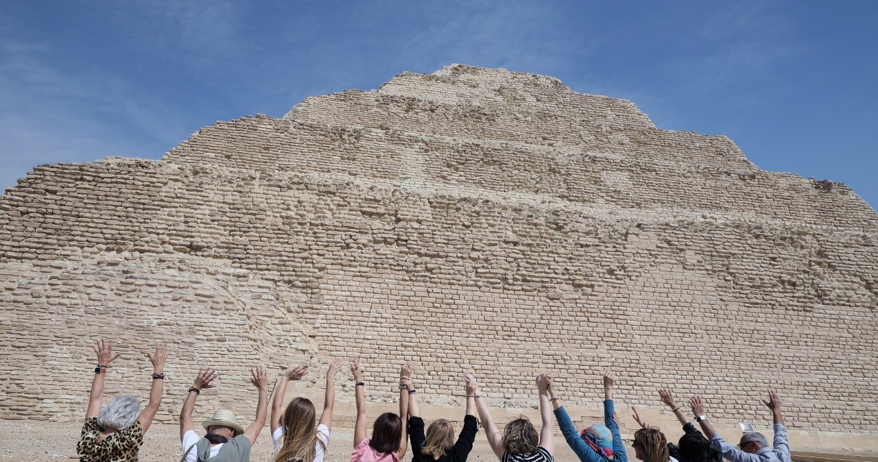 Piramida Dżesera znów otwarta dla turystów