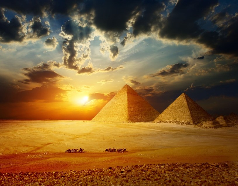 Piramidy egipskie /123/RF PICSEL