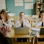 lekcje religii PiS i Konfederacja chcą powrotu obowiązkowej religii do szkół