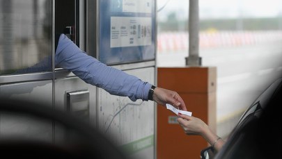 PiS obiecuje darmowe autostrady. Skąd weźmie na to pieniądze?