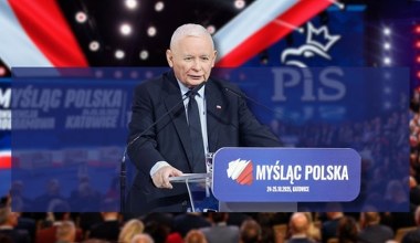 PiS pokazało program, którym chce wygrać wybory. Zasobność portfeli Polaków jednym z punktów