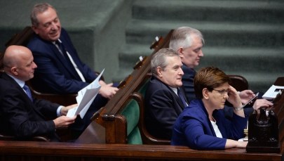 PiS: Polska jest suwerenna. Opozycja: PiS chce wyprowadzić Polskę z UE