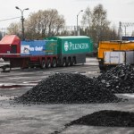 PiS ściągnęło do Polski miliony ton węgla. Nadal nie udało się go sprzedać