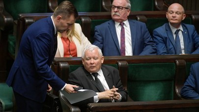 PiS straszy wcześniejszymi wyborami, w koalicji kryzys