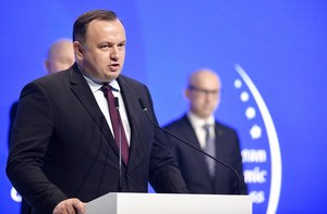 PiS traci władzę w sejmiku. Jakub Chełstowski przechodzi do opozycji