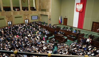 PiS ucieka KO. Tak wyglądałby podział mandatów