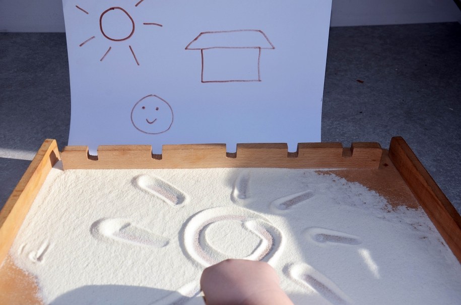 Pisanie na piasku /Marlena Chudzio /RMF FM