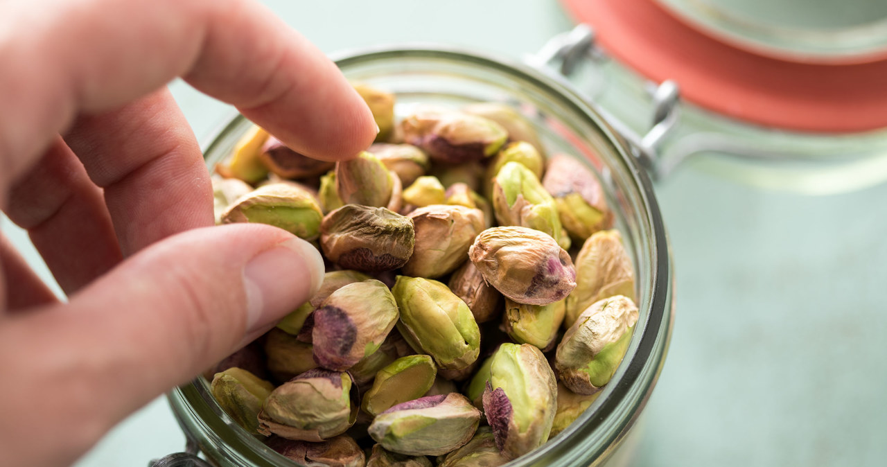 Pistacje obniżają poziom cholesterolu i regulują poziom cukru we krwi /123RF/PICSEL